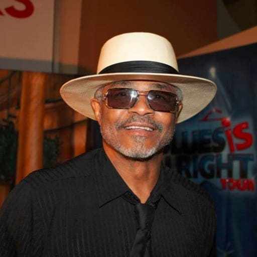 Theodis Ealey Charlotte Tickets